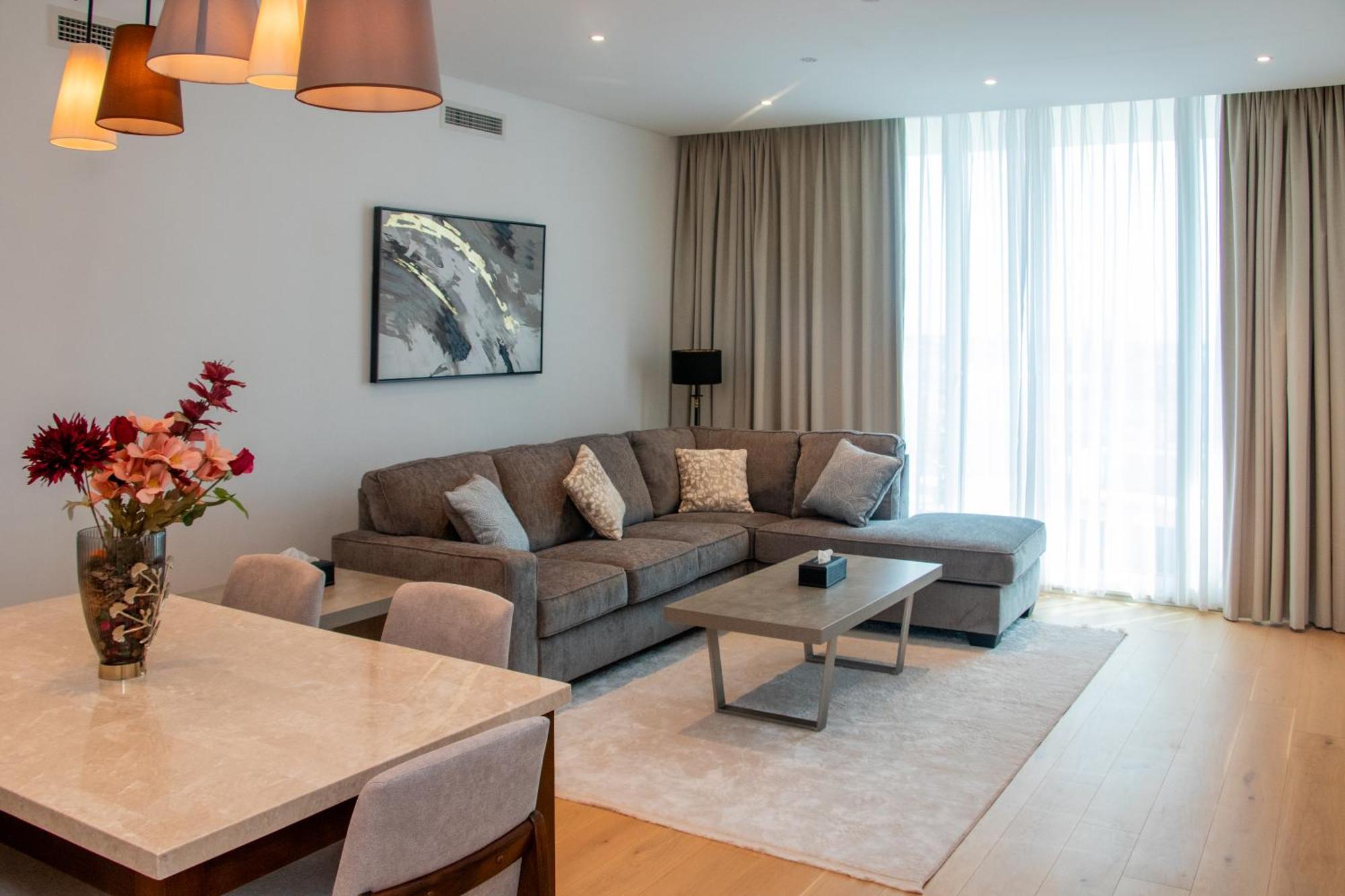 Two-Bedroom Deluxe Apartment with Balcony